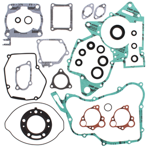 Complete Gasket Set With Oil Seals