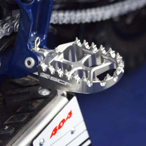 SCAR RACING Evo Foot Pegs - Silver - Husqvarna/KTM/Gas Gas S5511T
