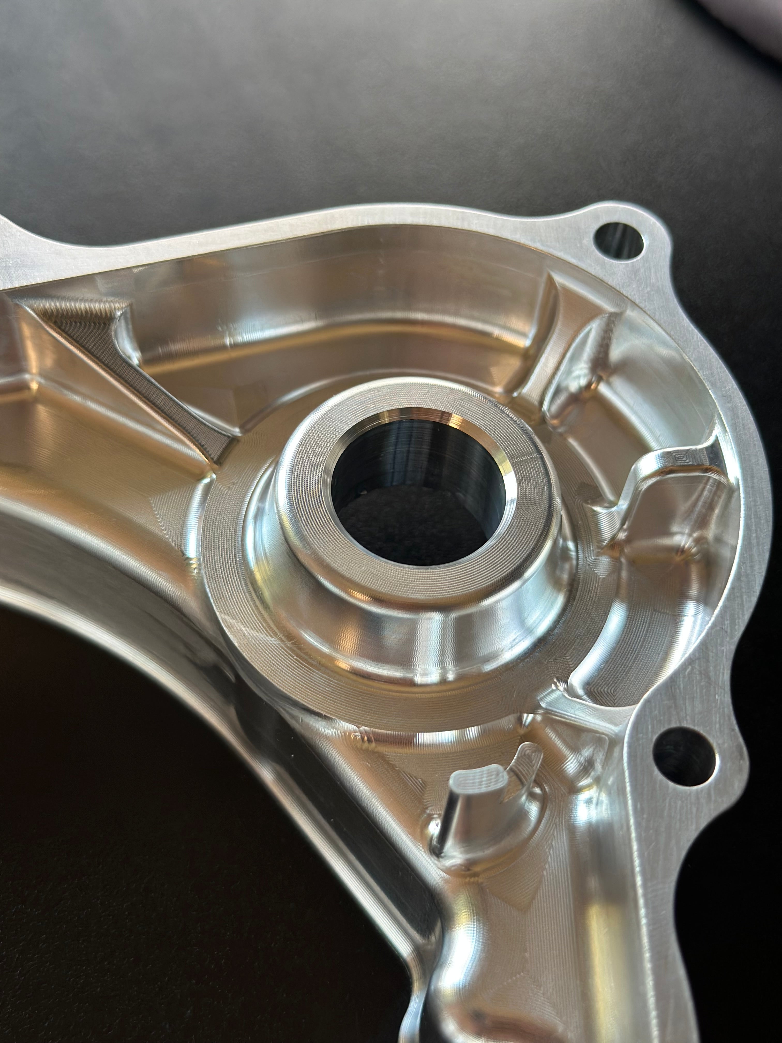 thumbnail image 2 of Clutch Cover For Honda CR500 CR250R 1987-2001 – Black Aftermarket With Cover Gasket – Replaces 11342-KZ3-860 2 of 2
