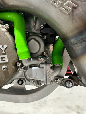 High clearance Water Pump Inlet Adapter | Kawasaki KX250 (1990–2004)